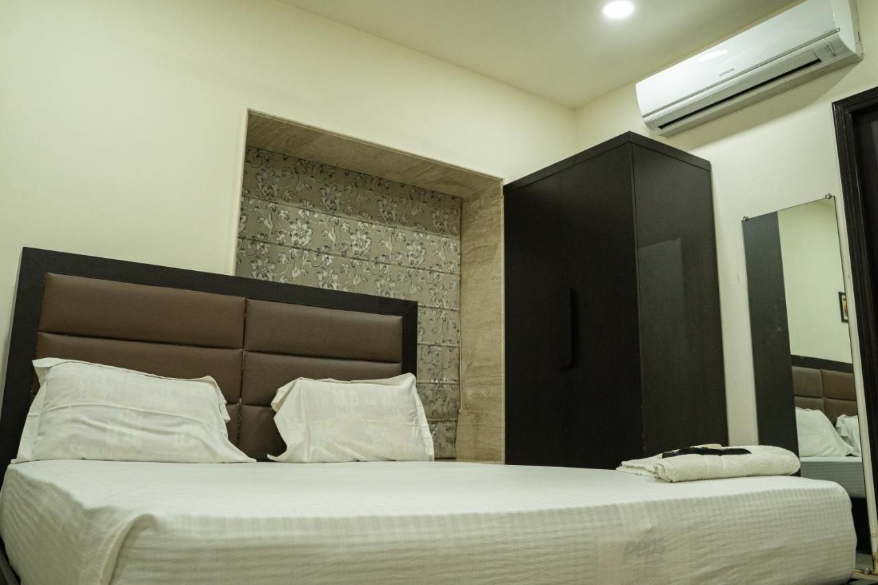 Nk7 Guest House Καλκούτα Εξωτερικό φωτογραφία